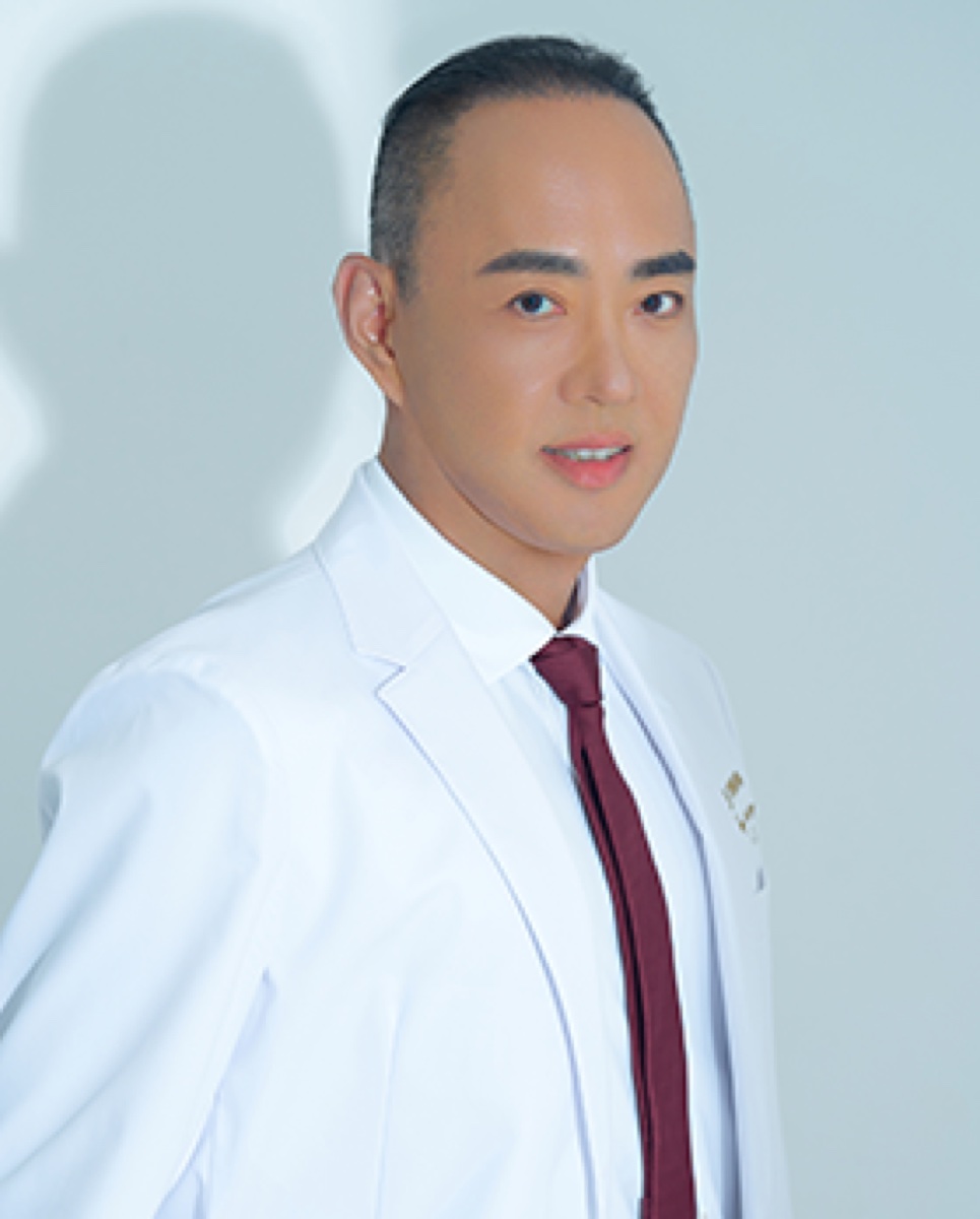 麻生 泰